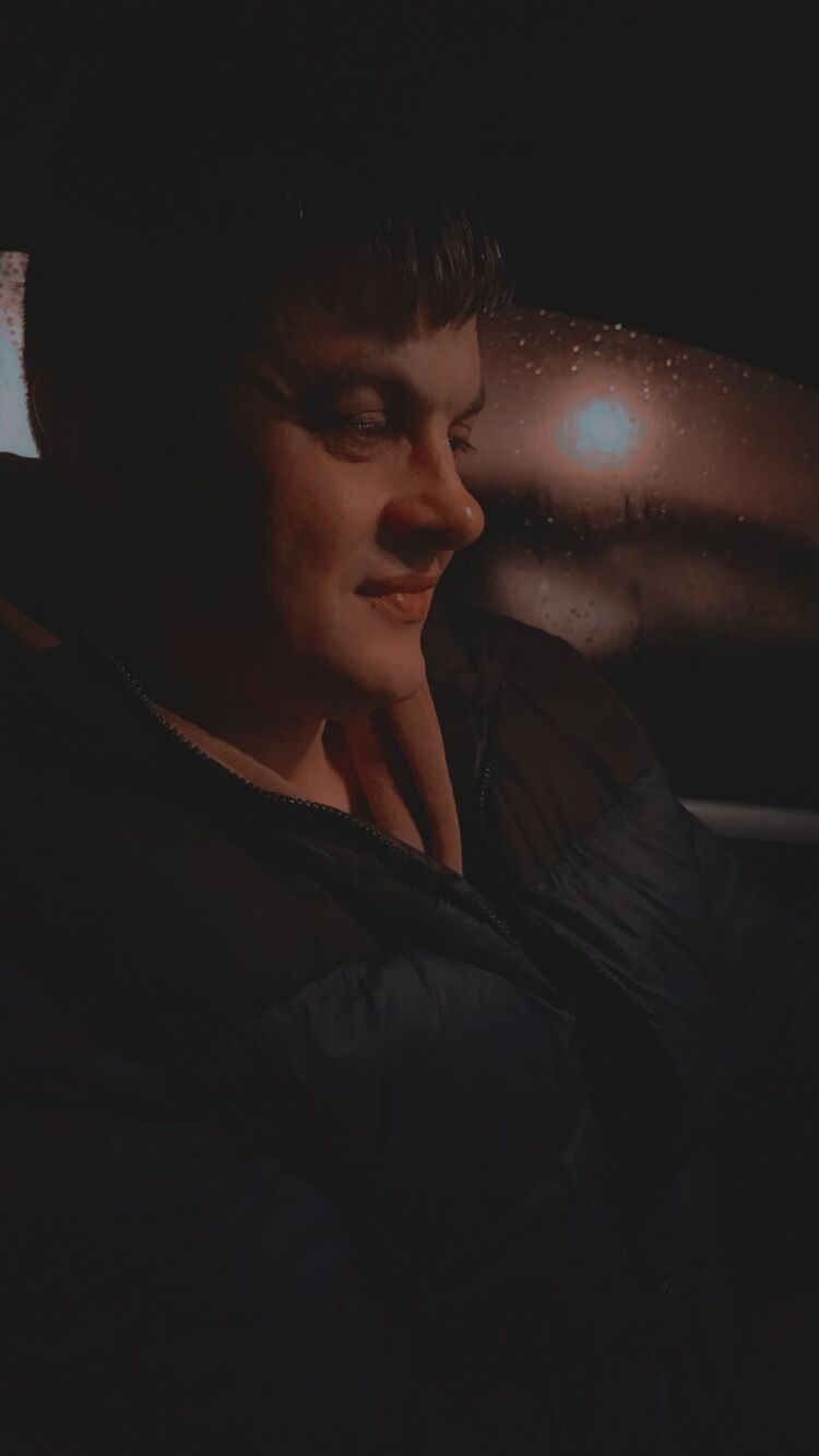  54505099  Valentin, 39 ,    