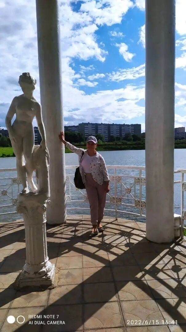  53720399  KRISTINA, 27 ,    
