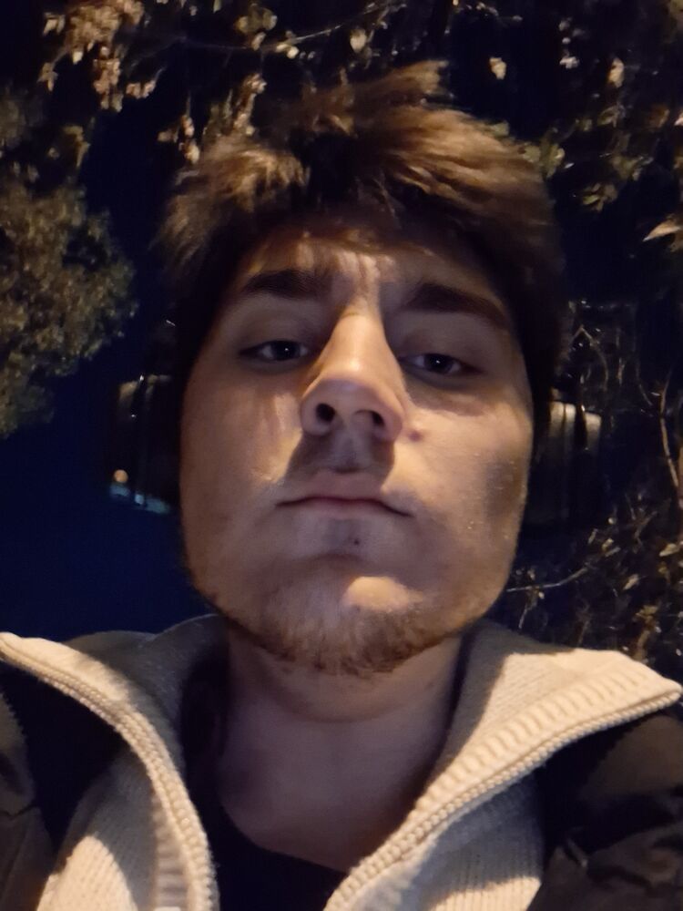  46988139  , 19 ,    