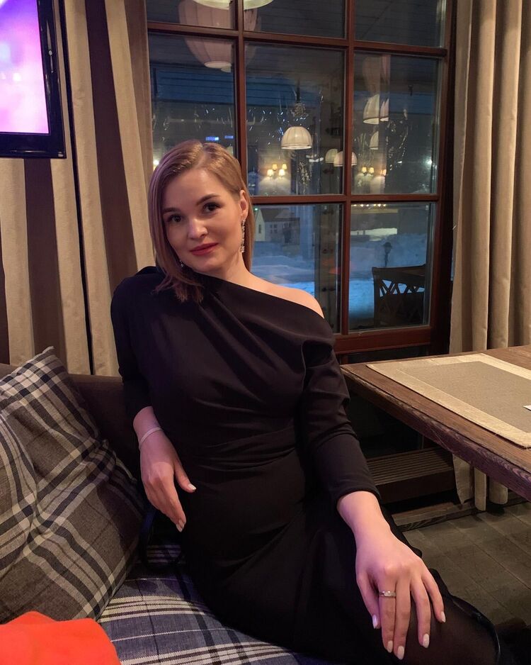  33053579  , 38 ,    -