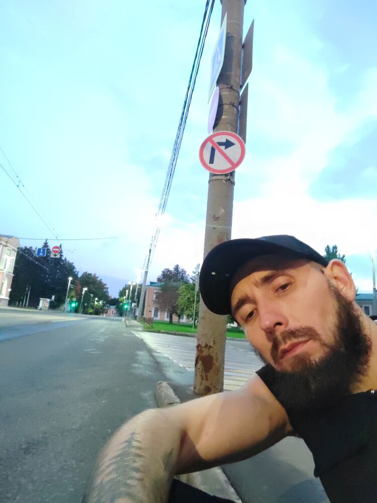  40780589  , 37 ,    