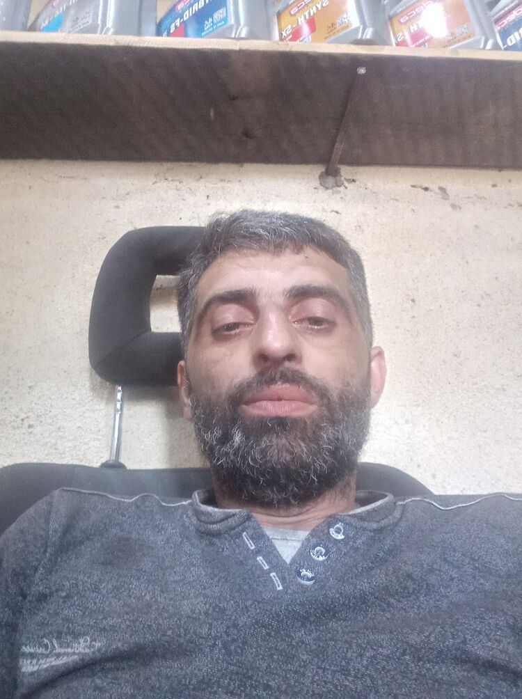  16232889  Qarib qaribo, 44 ,    
