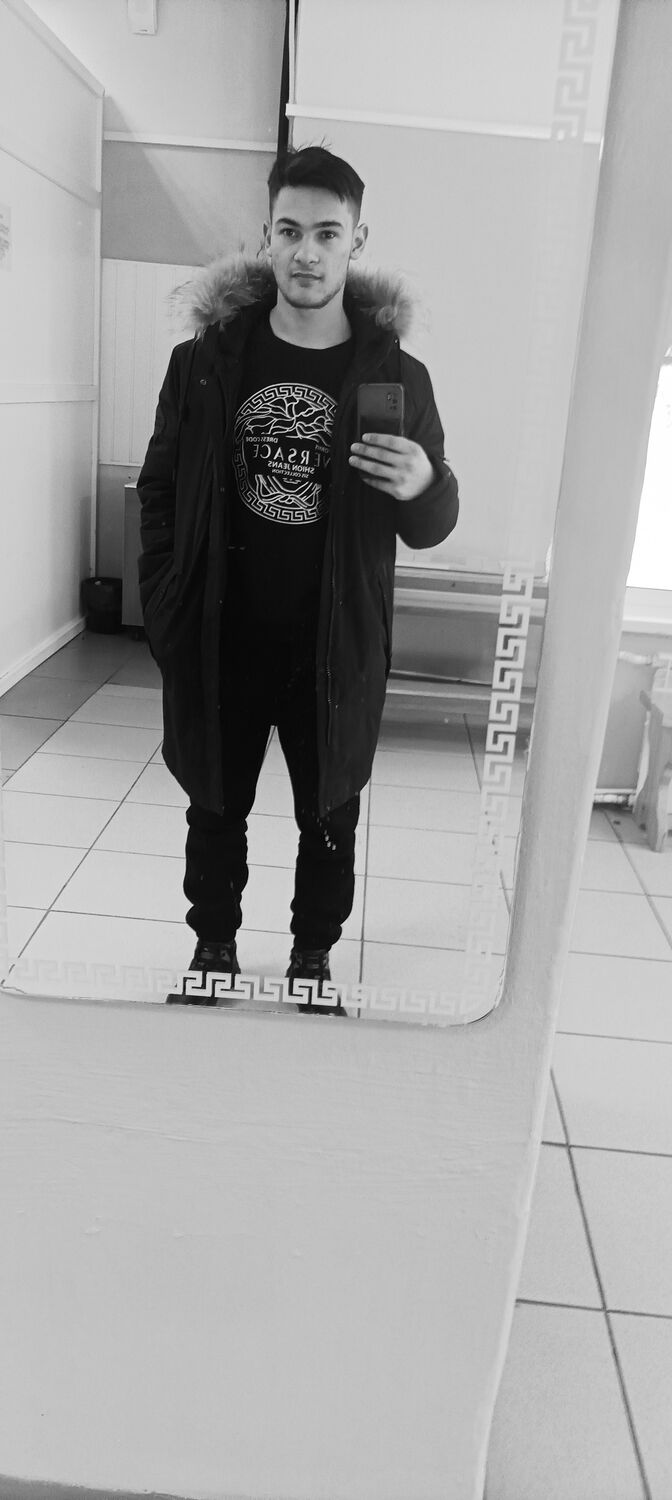  ,   Nikolai, 20 ,   ,   
