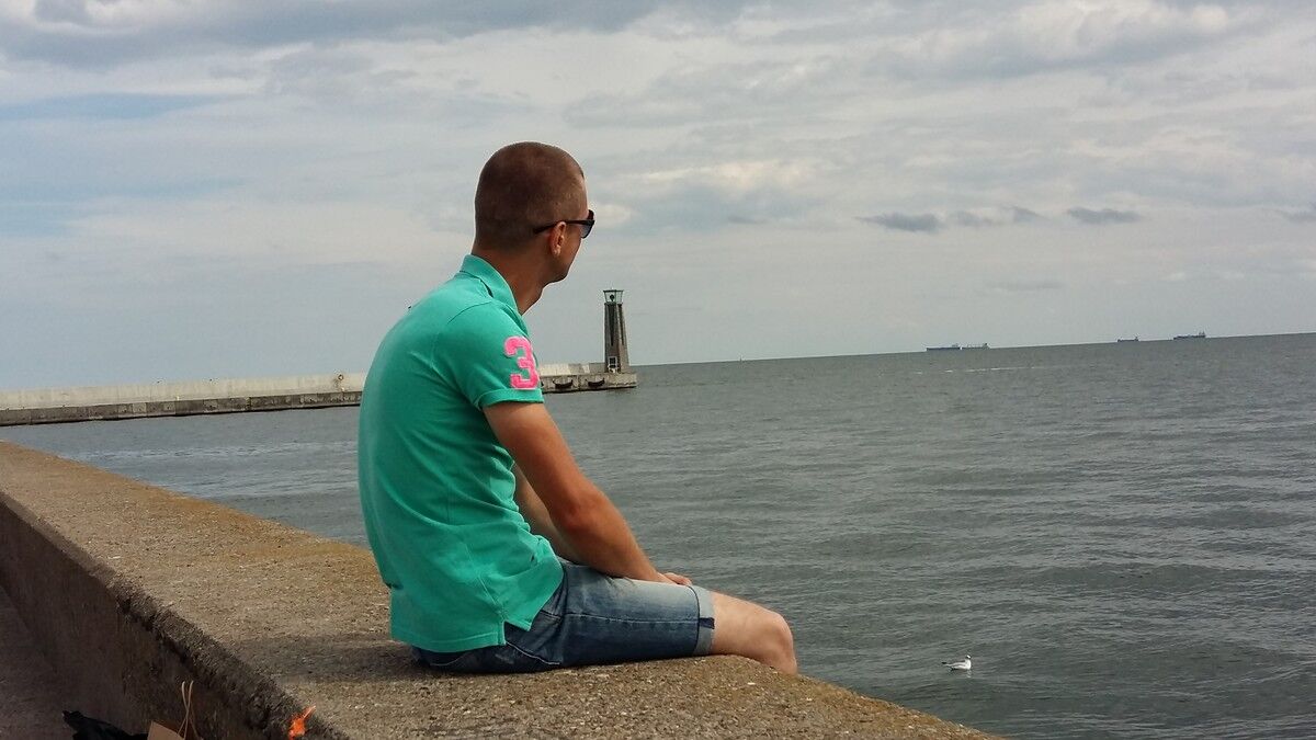  -,   Ruslan, 33 ,   