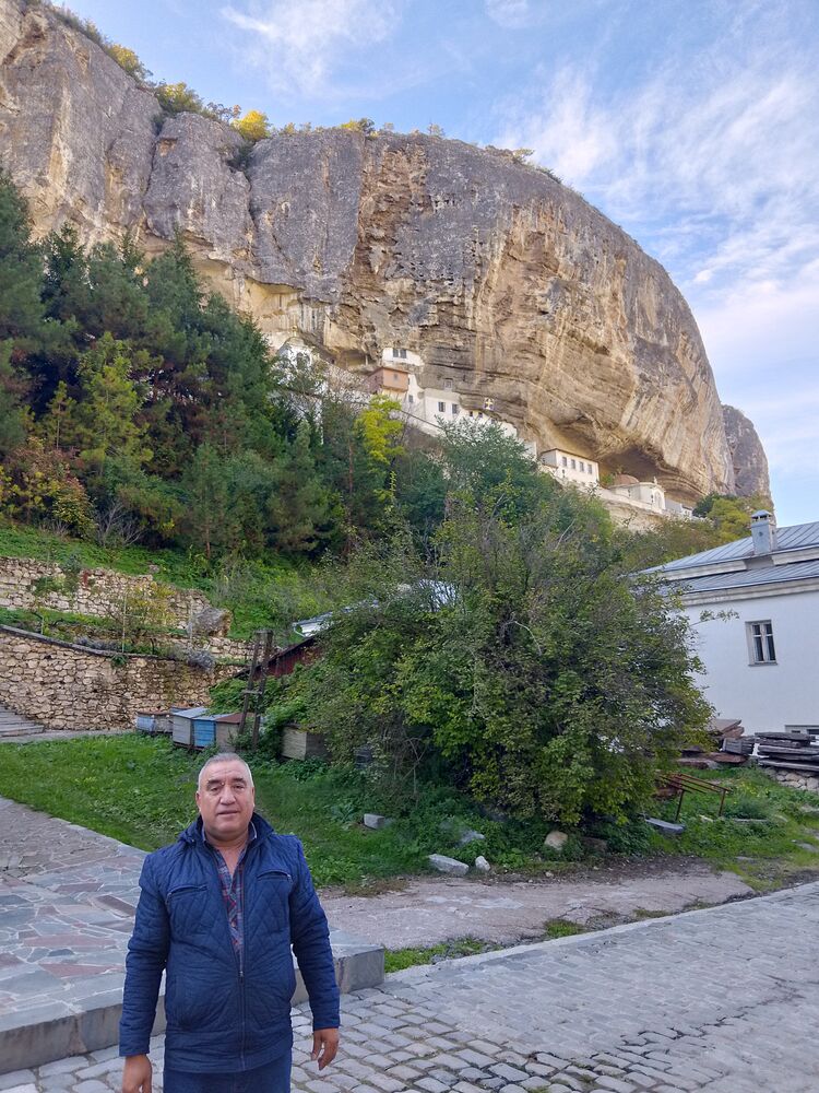  ,   Anatoliy, 52 ,   ,   , c , 