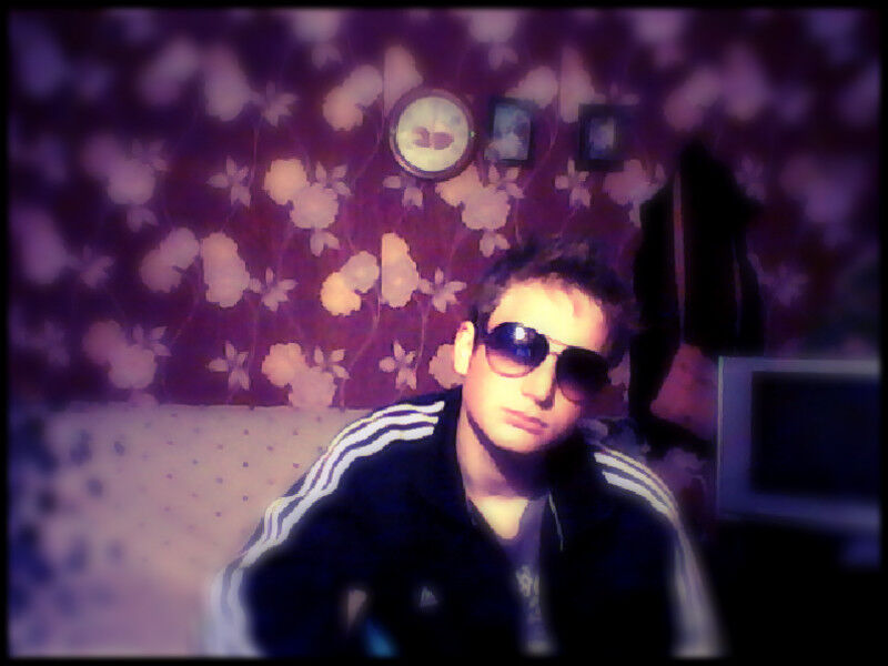 4302709  Den, 40 ,    