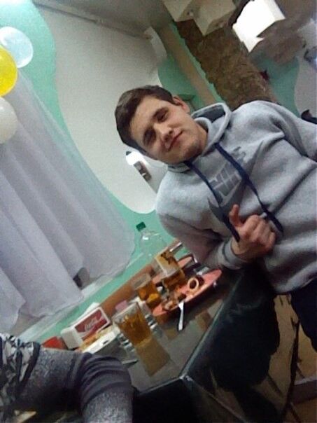  ,   Maksim, 28 ,   ,   , c 