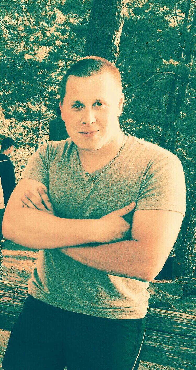  27305589  Sergo, 34 ,    