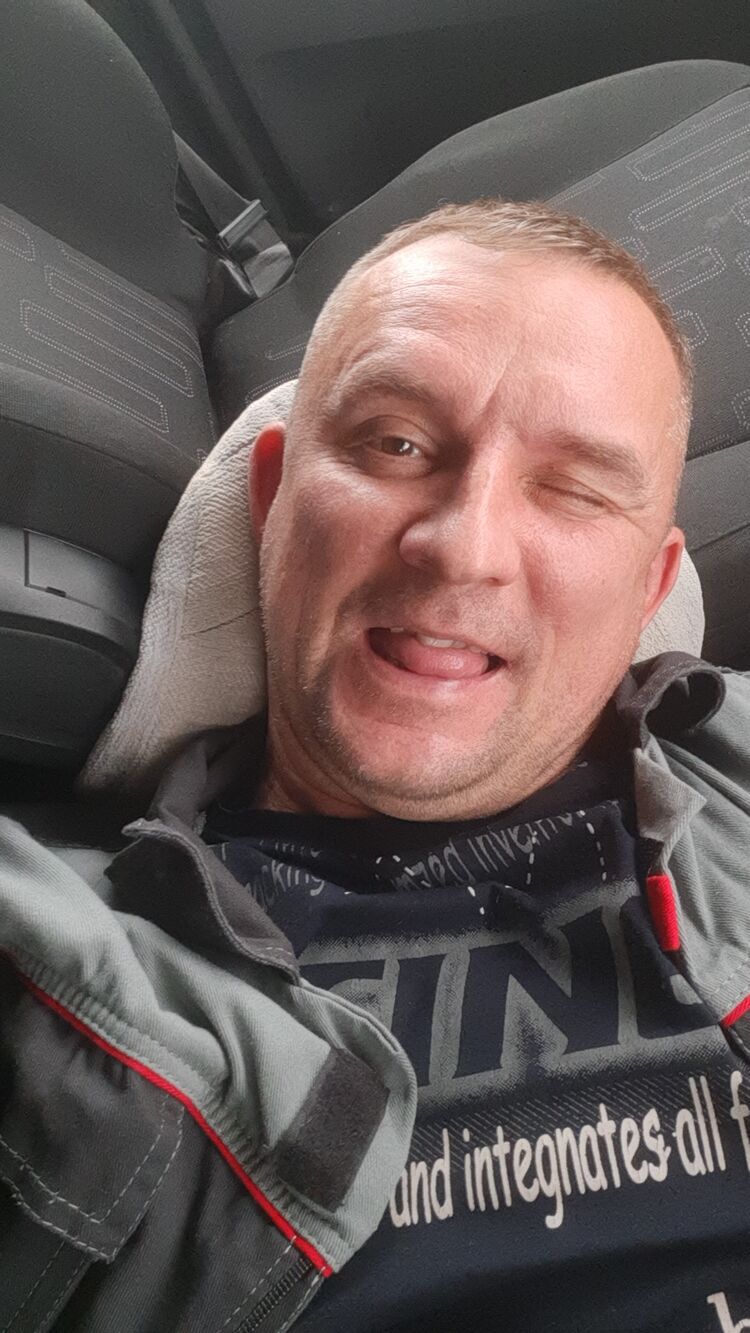  29778269  Vadim, 47 ,    