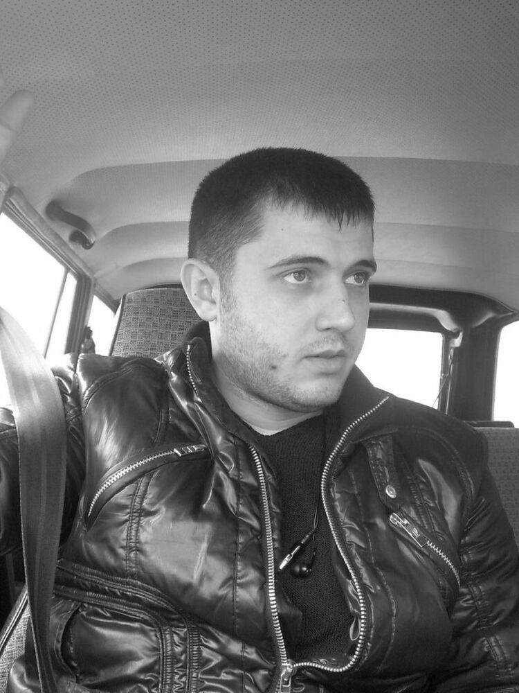  33162229  Aliksand, 35 ,    --