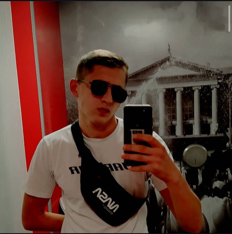 ,   Volodymyr, 28 ,   ,   