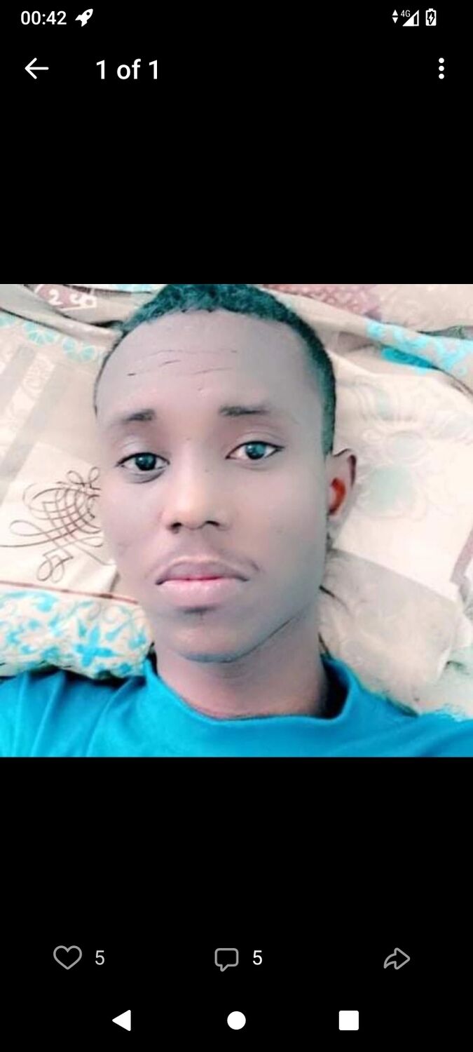  43976939   , 27 ,    