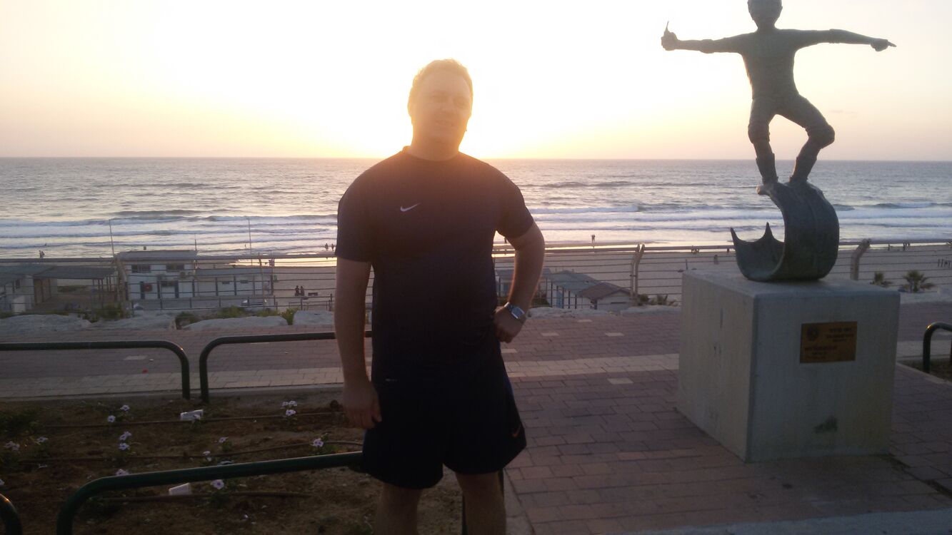  40913909  Tom, 45 ,    Azor
