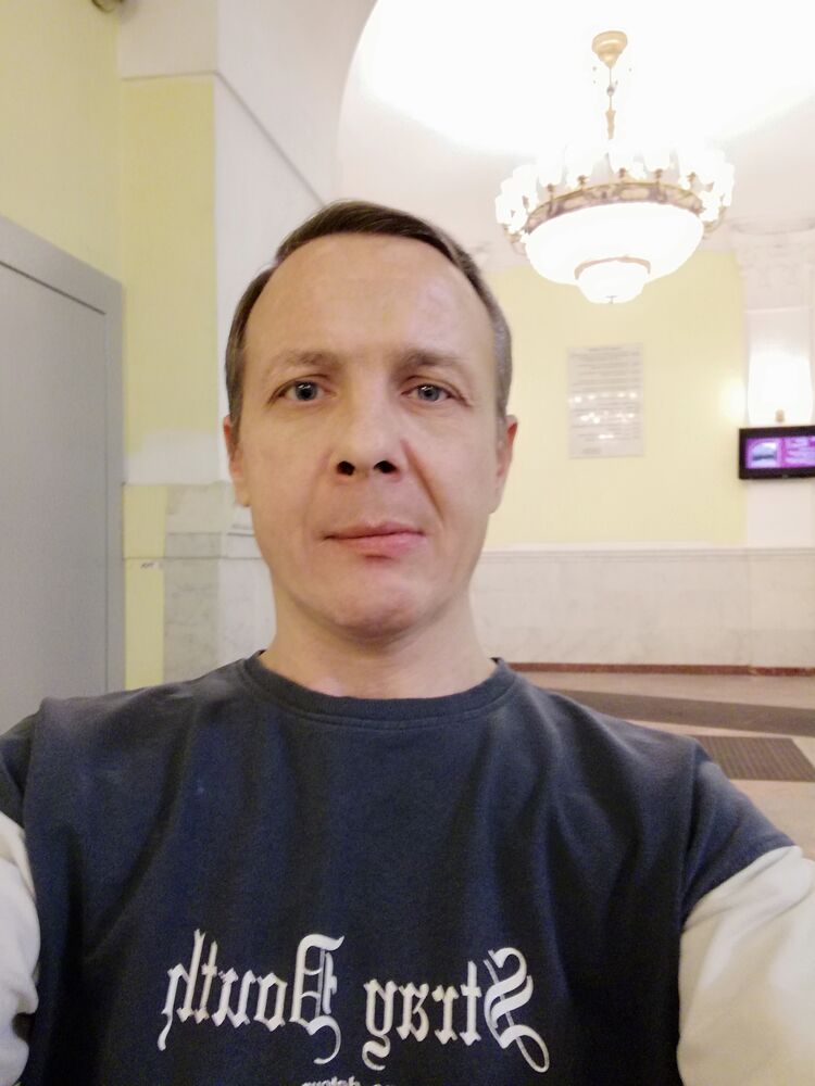  48832209  , 44 ,    