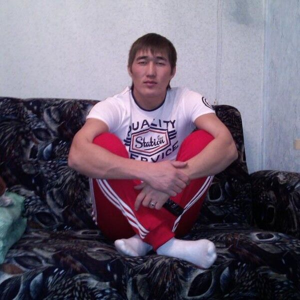  ,   Niko, 36 ,   