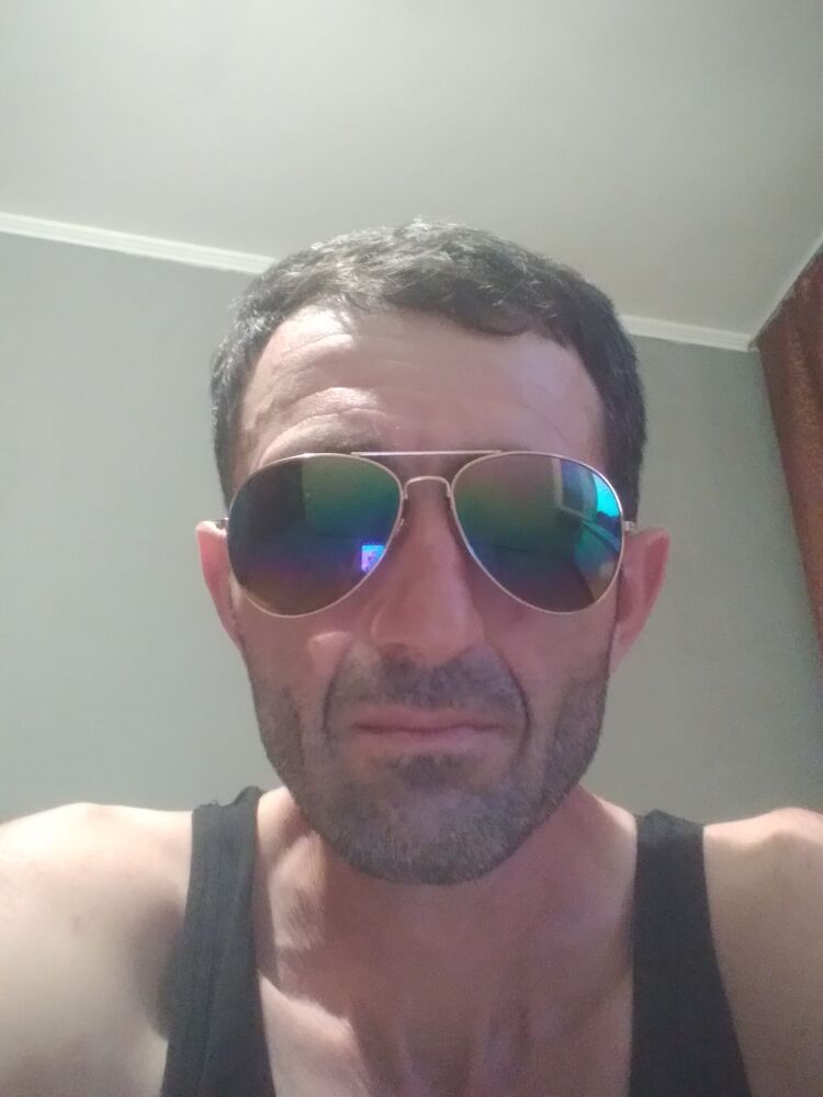  ,   Mamuka, 48 ,   ,   