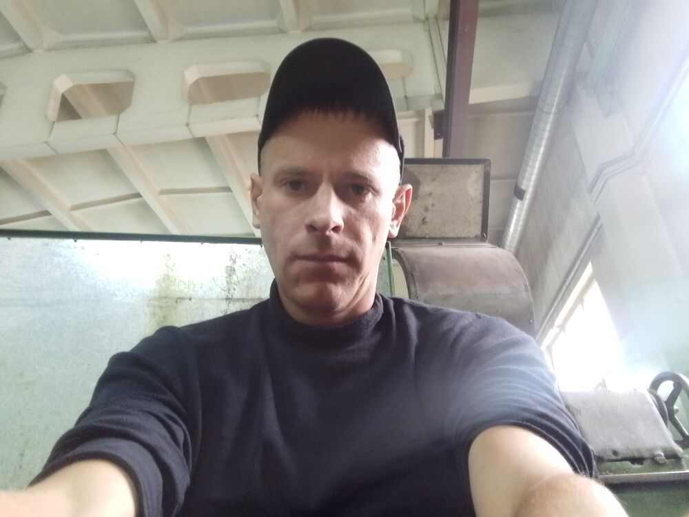  48022989  , 37 ,    