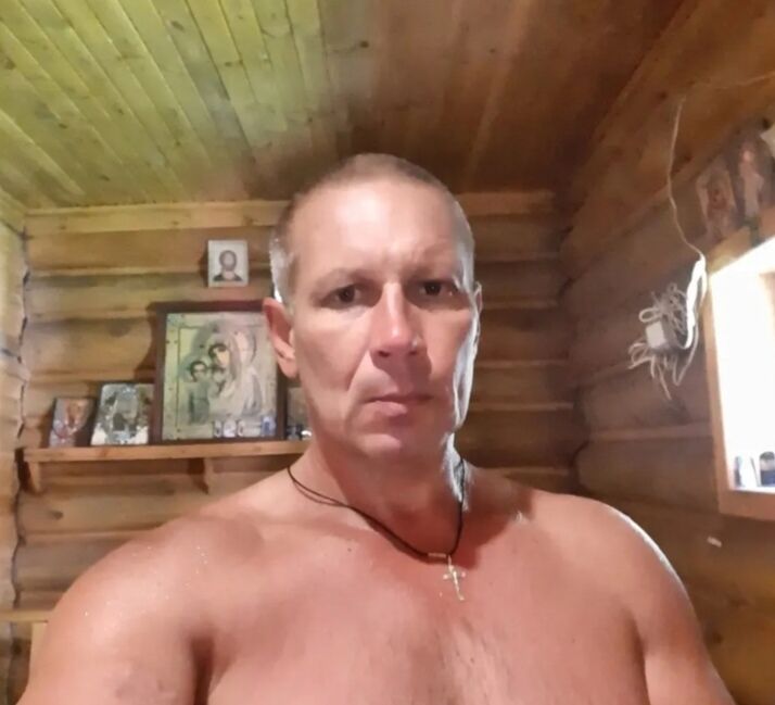  33889409  , 52 ,    