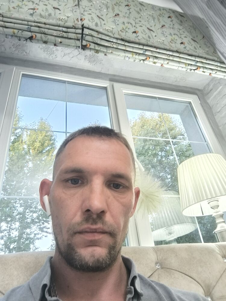  44396029  , 38 ,    