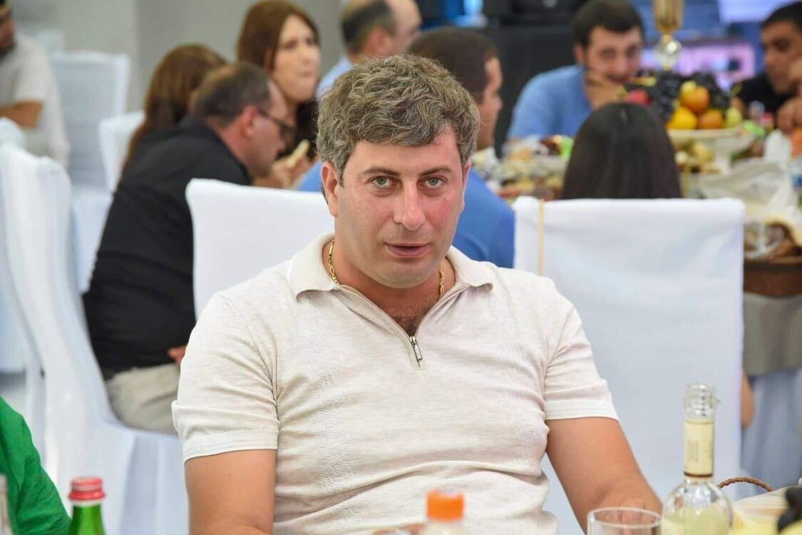  ,   Hayk, 36 ,   ,   