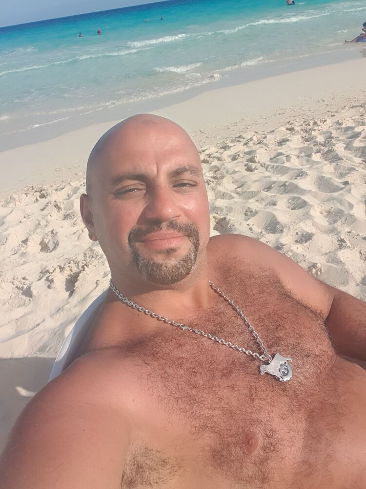  ,   Shady, 39 ,   ,   