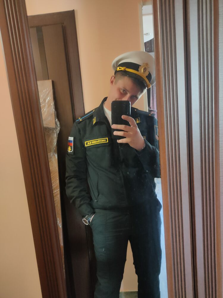  44985859  , 27 ,    