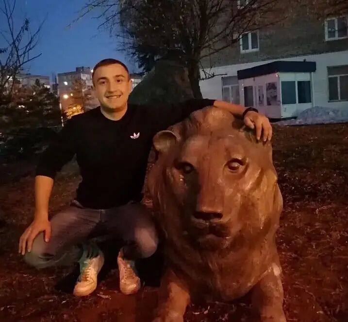  28514639  Vladimir, 25 ,    