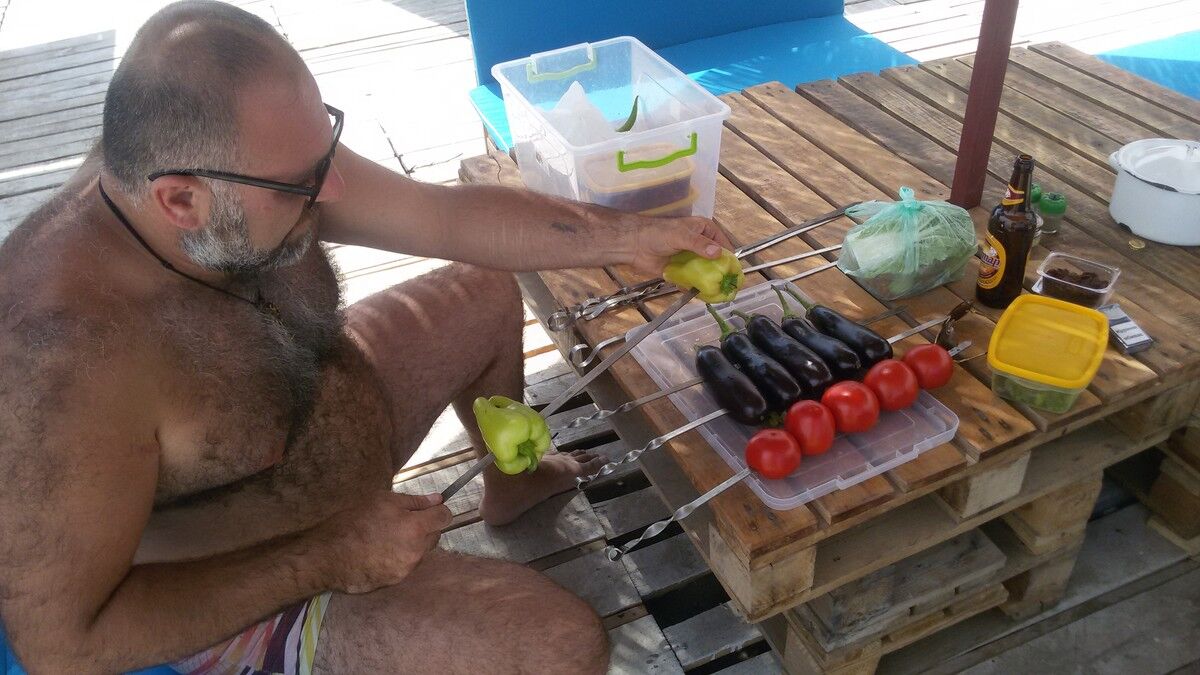  ,   Edgar, 44 ,     , c 
