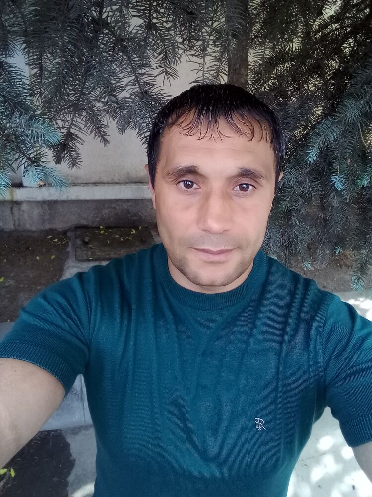  ,   Armen, 45 ,   ,   