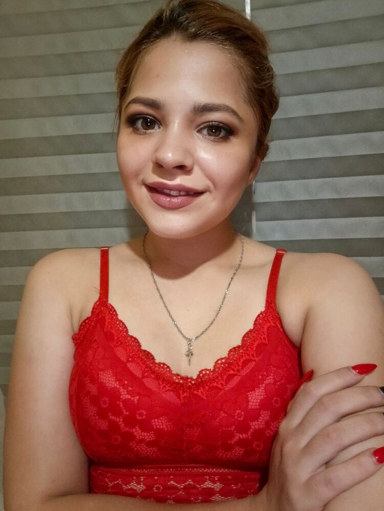  49857839  Kristi, 26 ,    