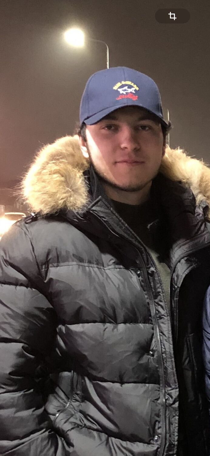  47545859  Kurban, 25 ,    