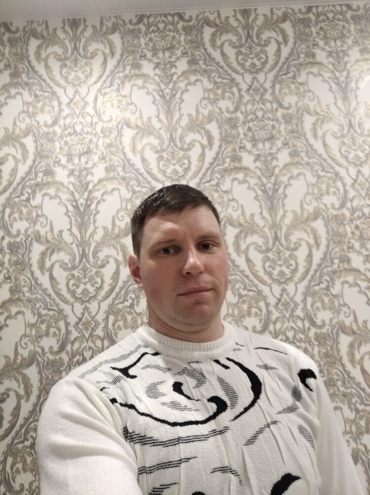  44652439  , 37 ,    