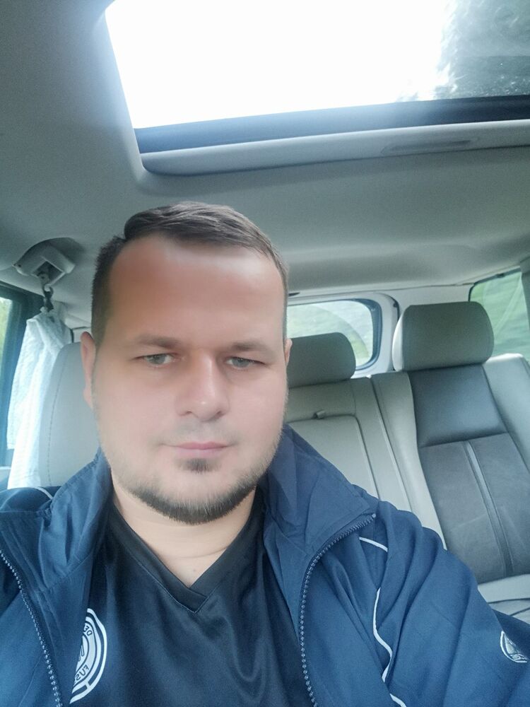  ,   Robert, 41 ,   ,   , c 