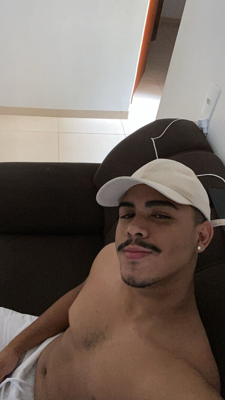  --,   Marcos, 22 ,   ,   