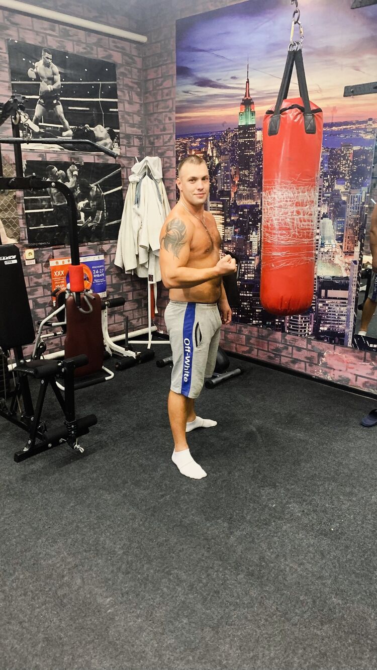 ���� 40149949 ������� �����, 32 ����, ���� ���������� � ������������