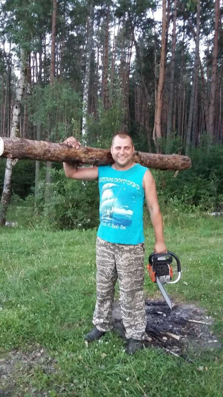  43864649  , 44 ,    