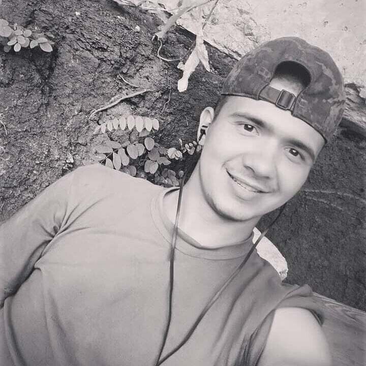  21557829  , 29 ,    