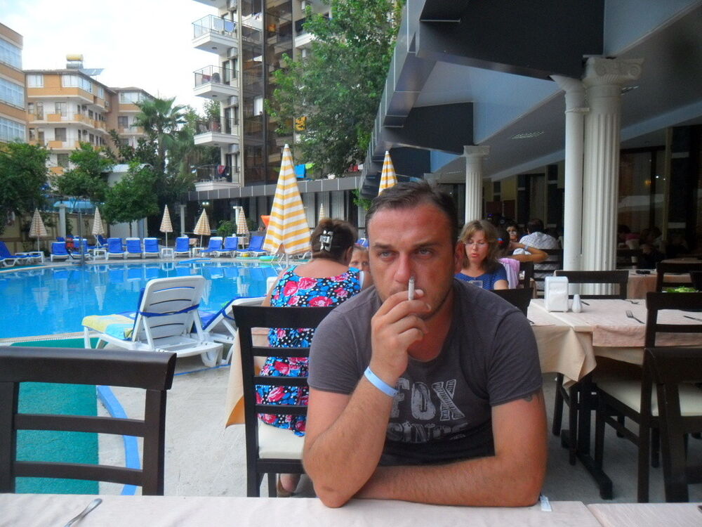  7109719  David, 44 ,    