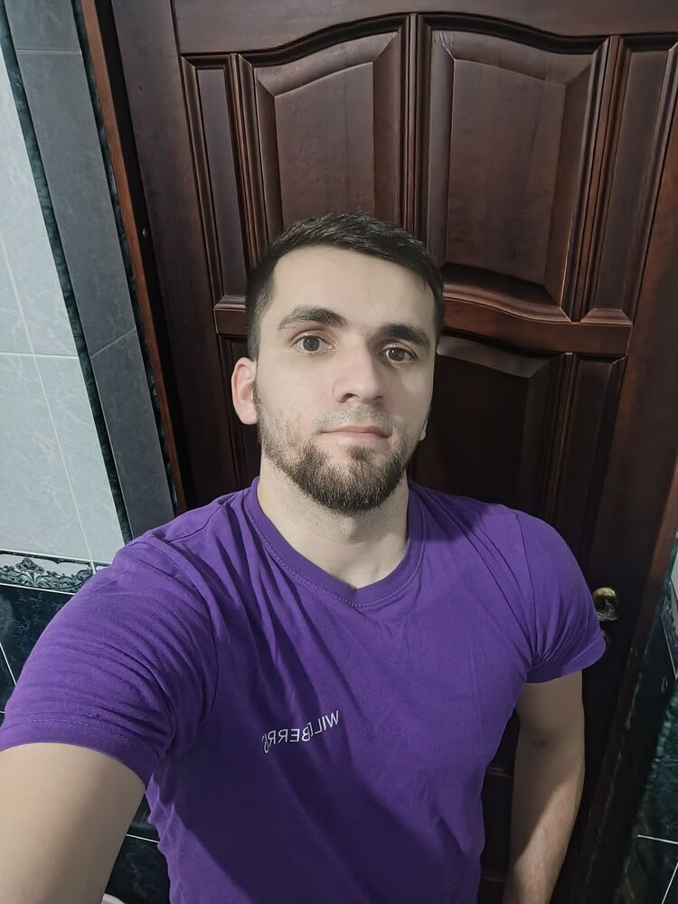  49493589  Incognito, 26 ,    