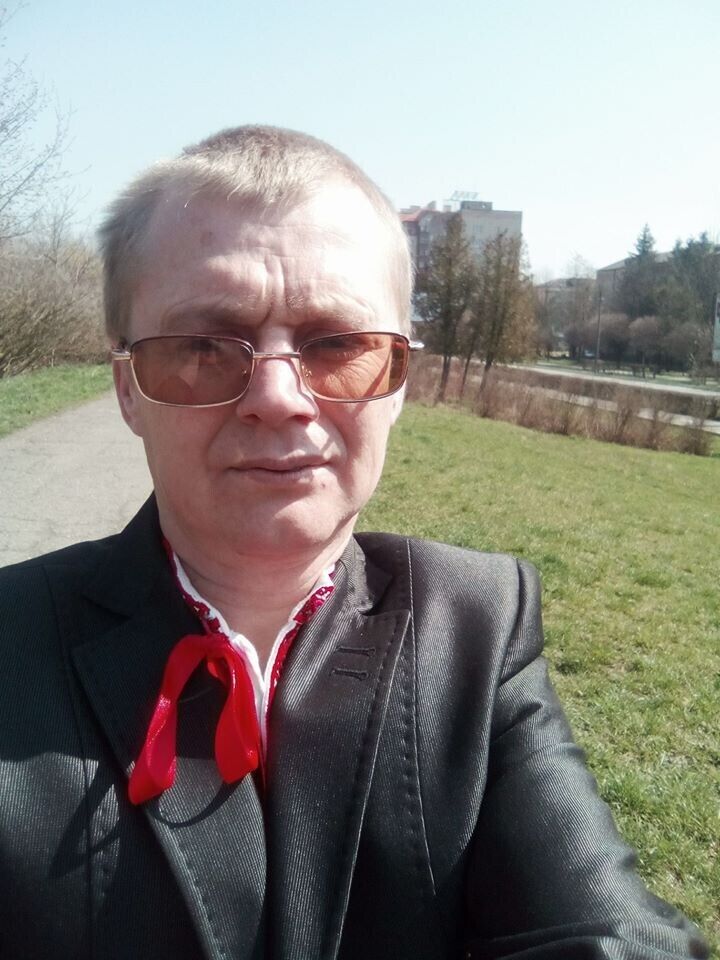  -,   Vasil, 35 ,   