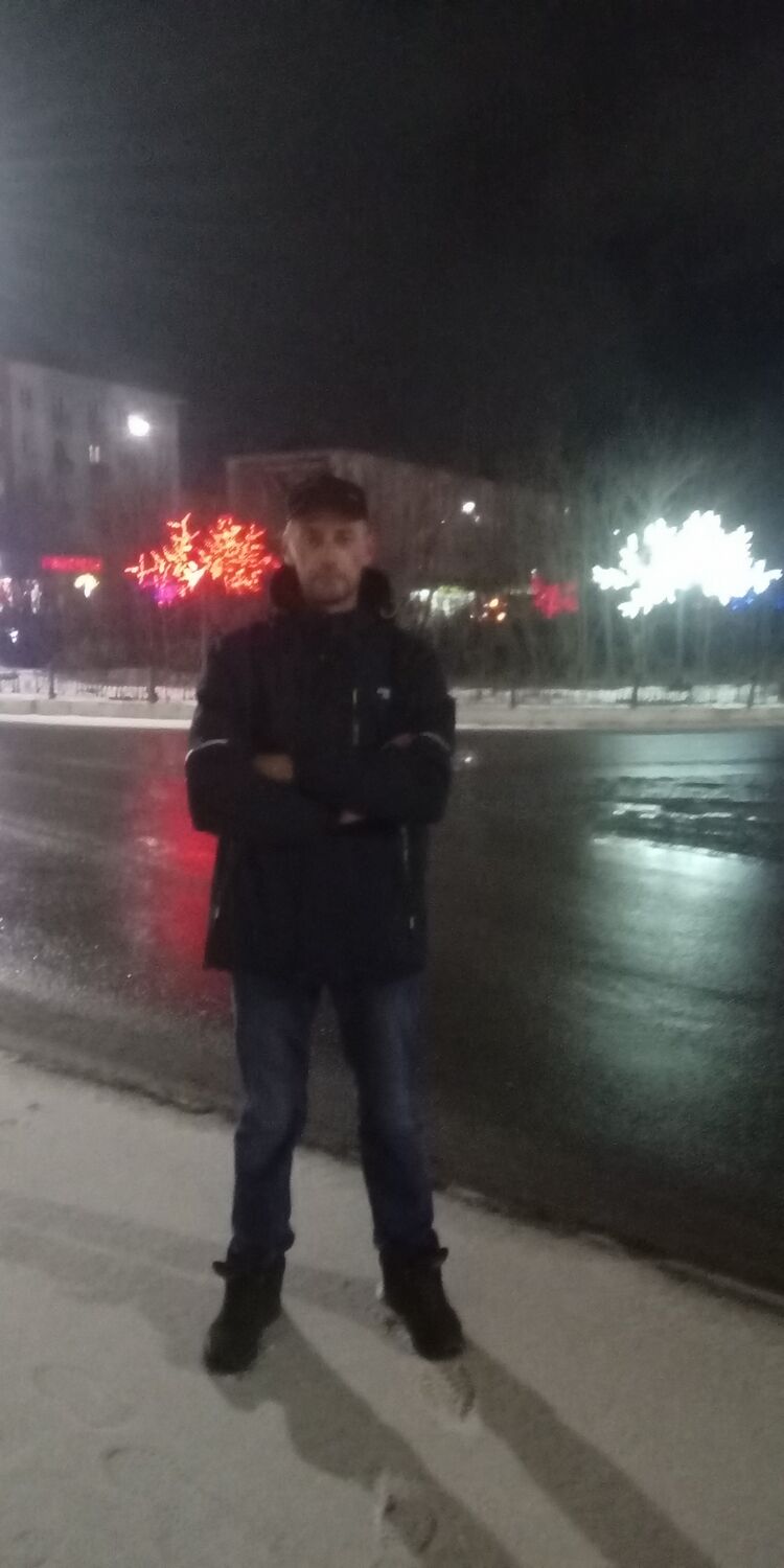  31745349  , 43 ,    