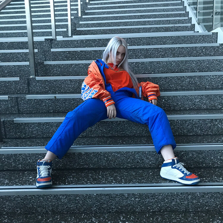  18365849  , 26 ,    -