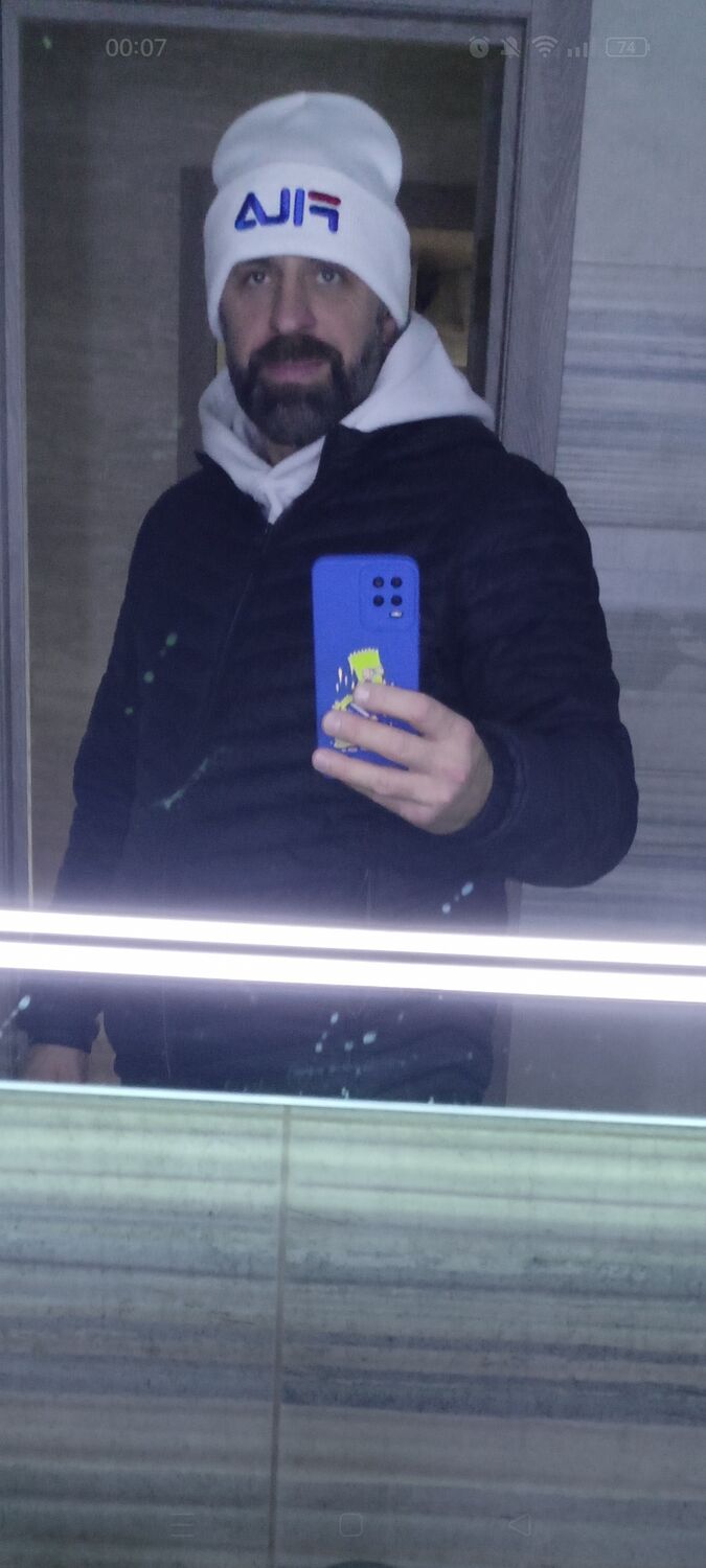  ,   Andrei, 46 ,   ,   