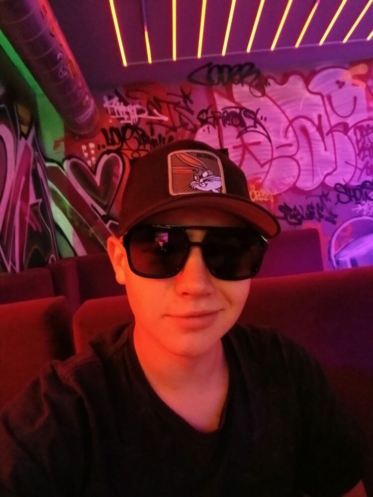 ���� 52618429 ����� ����, 18 ���, ���� ���������� � �������