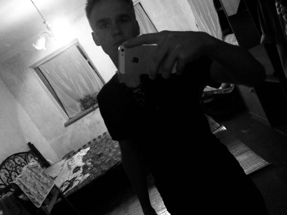  ,   Denis, 25 ,     , c , 