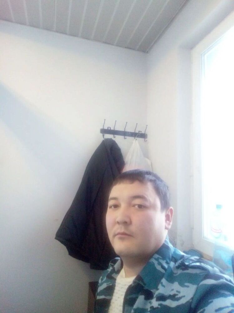  30476819  , 35 ,    