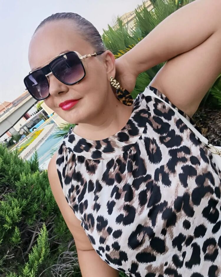 ���� 42570899 ������� Lina, 36 ���, ���� ���������� � Harcourt