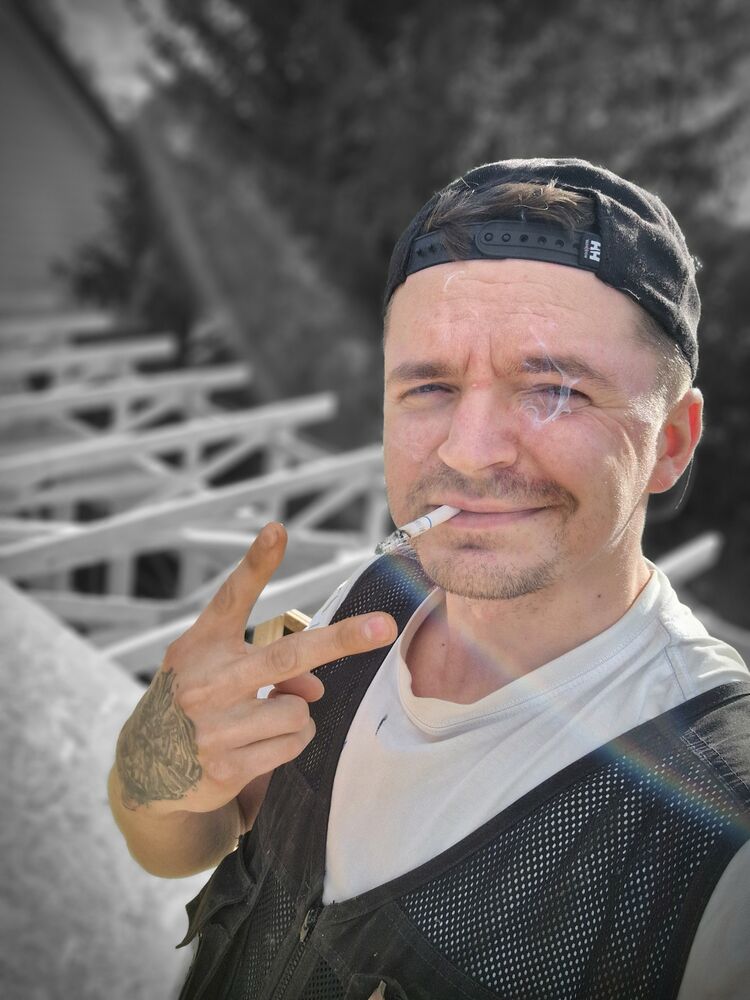  52813719  Aleks, 33 ,    