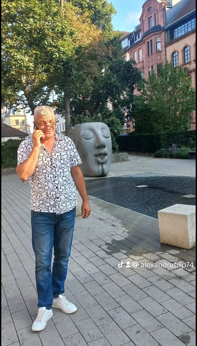  Offenbach,   , 51 ,   ,   