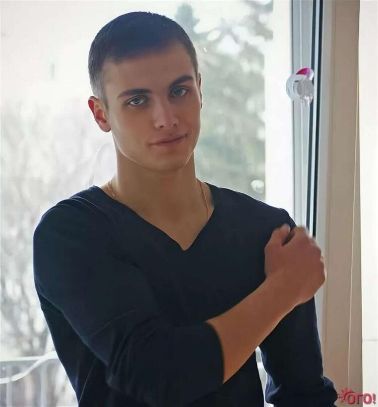  Palais-Bourbon,   , 25 ,   ,   